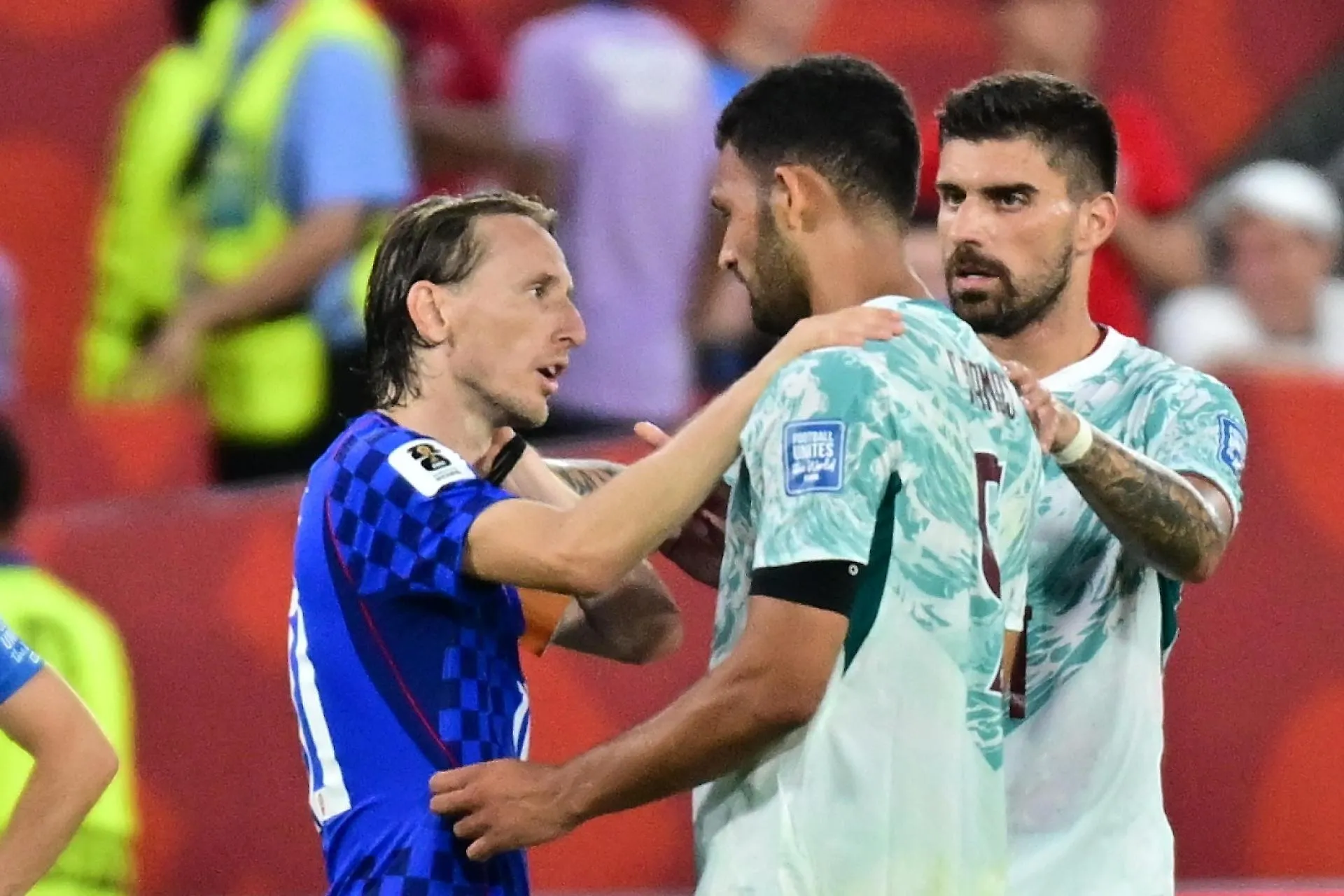 Il Portogallo vola agli ottavi in pieno recupero con un gol del neo milanista Ramos: Croazia ko con polemica Var