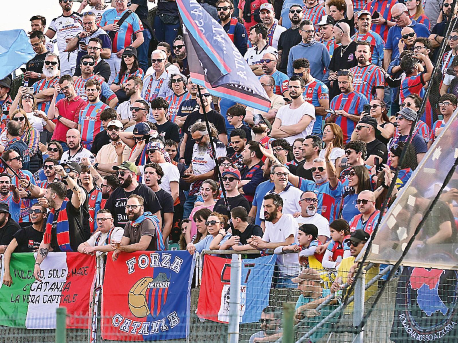 Catania, Varrà in sede: qualcosa si muove per far firmare Caserta