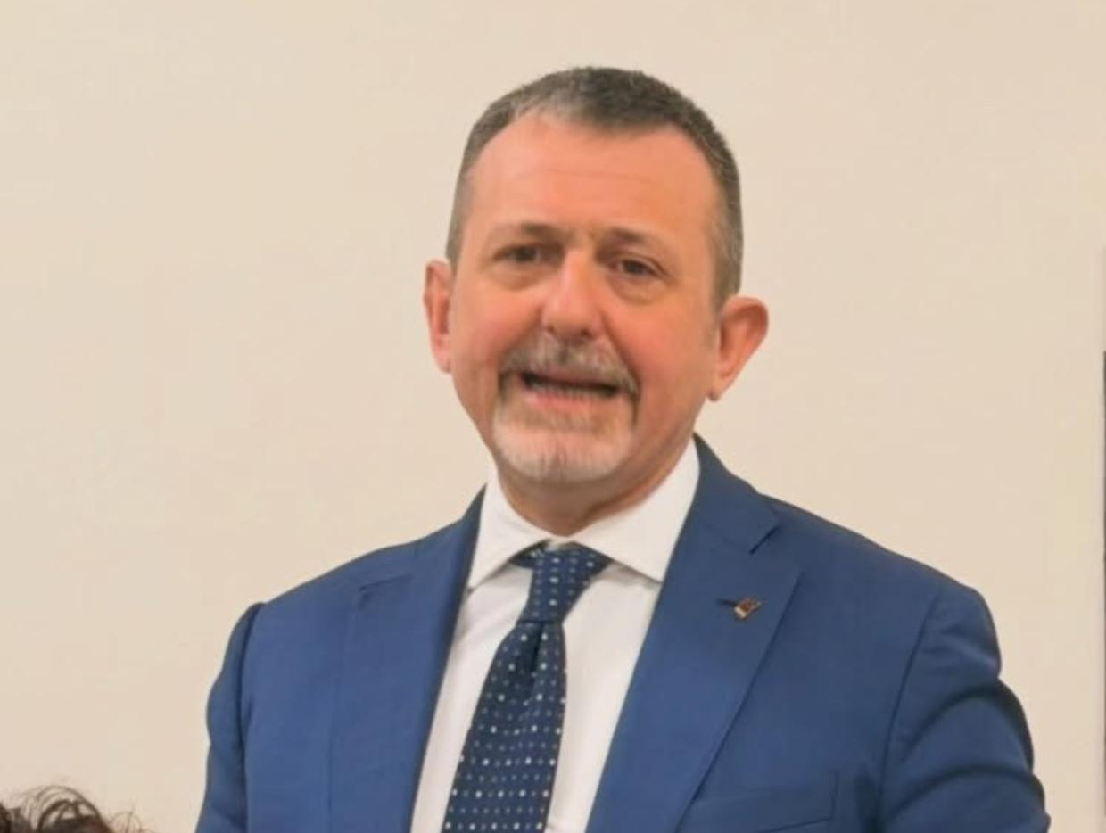 Caso Delmastro- Caroccia, Lo Voi verifica i dispositivi: giunta pronta a votare, difesa deposita nuovi messaggi
