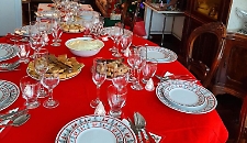 Il Natale degli italiani a tavola: spesi tre miliardi, vince la tradizione