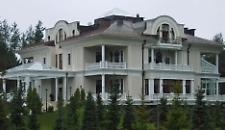 Russia accusa Kiev di un attacco con 91 droni, Zelensky: &laquo;Solo bugie&raquo;