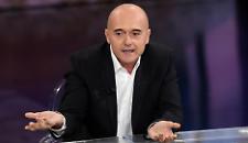 Alfonso Signorini indagato per violenza sessuale ed estorsione