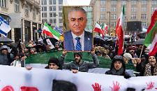 L'Iran chiaro con Trump: &laquo;Qualsiasi attacco porter&agrave; ritorsioni contro Israele e le basi Usa&raquo;