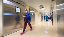 E' corsa anche all'estero per trovare il cuore al bimbo di Napoli in attesa del trapianto salva-vita