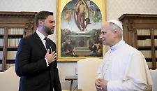 Lo &ldquo;schiaffo&rdquo; di Leone XIV a Trump e Vance che divide l'America