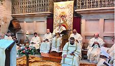 Il sepolcro vuoto come arma: l'appello pasquale di Pierbattista Pizzaballa per una pace vera