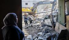 A Beirut l'inferno all'improvviso, 160 bombe di Israele senza avvisare: 120 morti e oltre mille feriti