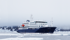 Mv Hondius, il contagio nel cuore dell&rsquo;Atlantico: tre morti, casi gravi a bordo e l&rsquo;ombra dell&rsquo;hantavirus su una crociera estrema
