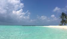Maldive, rientrano in Italia i superstiti: a Mal&egrave; arrivano i soccorsi internazionali e i legali