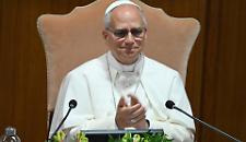 Il Papa sbarca a Madrid e lancia la sfida all'Europa: &laquo;Basta con la &ldquo;Guerra Giusta&rdquo;&raquo;