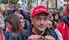 Il ritorno di Mimmo Lucano: la Corte d'Appello restituisce Riace al suo sindaco