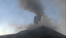 L'Etna non d&agrave; tregua, si apre una nuova bocca in Valle del Bove: il punto dell'INGV