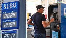 Benzina e diesel sempre pi&ugrave; "salati": in autostrada toccati i 2,629 euro ed &egrave; record storico