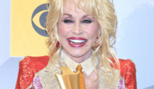 &Egrave; morta Dolly Parton, regina del country: aveva 80 anni