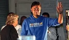 Di Battista ha ripreso conoscenza dopo il malore: scatta il trasferimento immediato all'Avana | Il governo si muove: un aereo per riportare l'ex parlamentare in Italia&nbsp;| Il Dibba, ritratto di un ribel