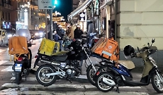 Posteggio su strisce pedonali In via V. Giuffrida