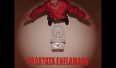 Checco Zalone lancia a reti unificate il nuovo brano "La prostata inflamada": ecco il videoclip