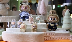 Un Labubu sotto l&rsquo;albero: il designer toy fiabesco che sta cambiando i regali di Natale