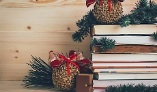 Tra luci, vetrine e regali last minute: un buon libro pu&ograve; diventare rifugio e scoperta