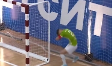 Scintille in volto al capitano: il "fuoco freddo" colpisce Dmitry Khusainov a Kemerovo (che rischia un occhio)