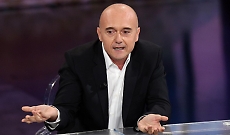 Alfonso Signorini si ferma: &laquo;Basta campagne diffamatorie&raquo;