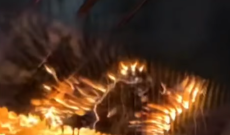 Crans Montana: in un video le prime fiamme sul tetto del locale tra balli, foto e cori