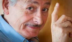 Il bilancio di ottant&rsquo;anni di Leo Gullotta tra Fortino e palcoscenico VIDEO