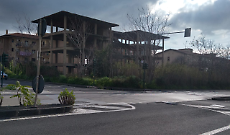 La struttura incompiuta a San Giovanni Galermo