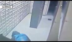 Ladro resta intrappolato nel caveau di una banca: liberato dai vigili del fuoco e arrestato per tentato furto