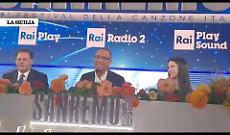 Sanremo, l'incursione di Fiorello alla prima conferenza stampa