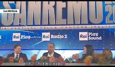 Sanremo, Conti si commuove: &laquo;Tocca a me fare il primo festival senza Baudo&raquo;