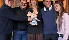 Baffi, canzoni e &ldquo;Ma cosa mi dici mai?&rdquo;: Topo Gigio sbarca a teatro in versione musical