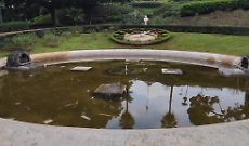 Villa Bellini: "La vasca dell'orologio"