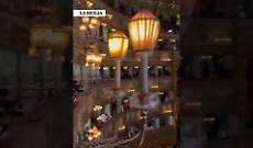 Cori, volantini e tensioni a La Fenice in apertura di un concerto: "Colabianchi dimettiti" 