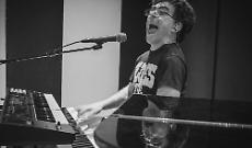 Nu-Jazz e radici siciliane: Chicco Allotta presenta "Segundagenie", la sua "Seconda Genesi" musicale.