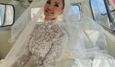 Le nozze di Nathalie Caldonazzo a Bari senza smartphone: l'ex di Troisi sceglie riservatezza e affetti intim