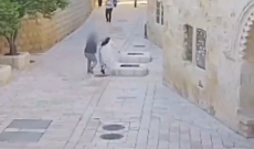 Terrore al Cenacolo: suora aggredita alle spalle, il video shock fa il giro del web