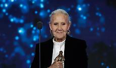 Aurora Quattrocchi ad 83 anni non si contiene sul palco e urla: "Ho vinto!"