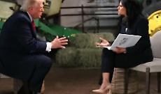 "O sei corrotta o sei stupida": l'ira di Trump in diretta TV (che lascia lo studio)