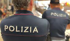 Blitz nel centro di Catania: oltre 20mila euro di multe e 30 kg di alimenti sequestrati