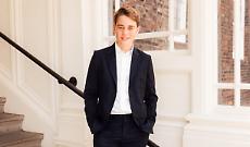 Il principe George compie 13 anni: l'erede al Trono indossa gi&agrave; l&rsquo;abito da re