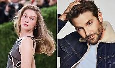 Bradley Cooper e Gigi Hadid a Parigi con un particolare da "matrimonio"