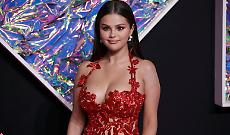 Il crollo di Wondermind e gli investitori inferociti: perch&eacute; Selena Gomez pu&ograve; finire in Tribunale