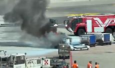 Malpensa, batteria al litio prende fuoco: brucia un carrello dei bagagli, il video dell'intervento dei vigili