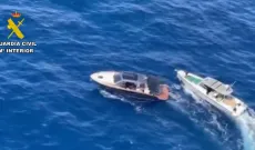 Ruba una barca di lusso da un milione e scappa: l'inseguimento da film al largo di Maiorca