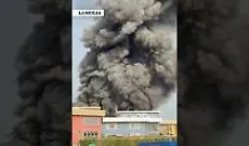 Aci Catena, incendio di un deposito di oli nei pressi dello svincolo A18 di Acireale