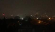 Catania vista dall'alto alla mezzanotte del Capodanno: una distesa di botti