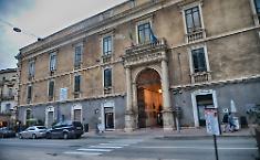 Modica e i caff&egrave; letterari, spazio allo scrittore Giovanni D'Angelo