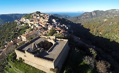 Ficarra, il borgo dei Nebrodi che diventa museo a cielo aperto