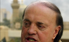 Addio a Peter Arnett, il reporter da Premio Pulitzer che raccont&ograve; le guerre del Novecento